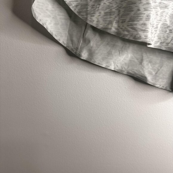 Athleta Shorts Womens 2X Gray Printed Run With It 3.5 Inch Running Lightweight - Picture 3 of 12